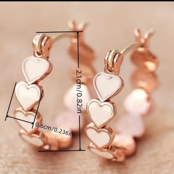 NWTs: Heart hoop earrings - Gold Plated - Dark and light pink variagated - Picture 2 of 2